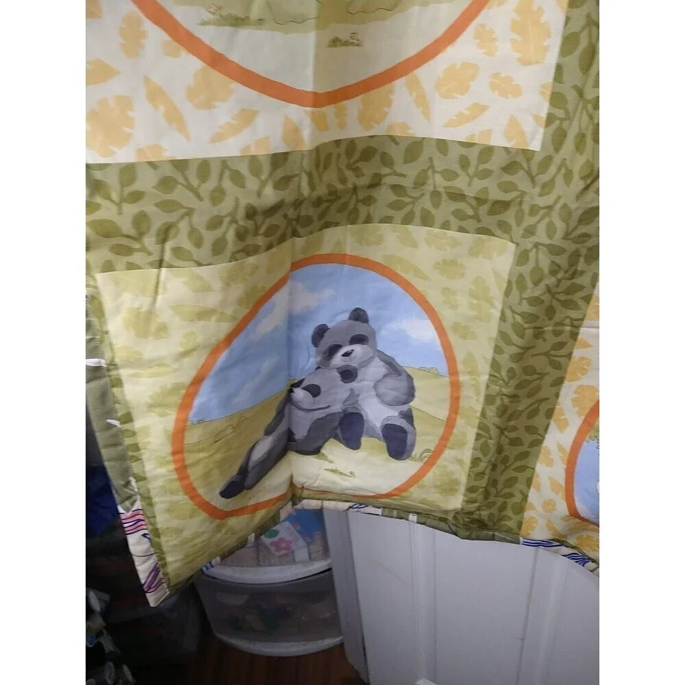 Handmade Unisex Bear Jungle Themed Baby Lightweight Blanket Size 34
